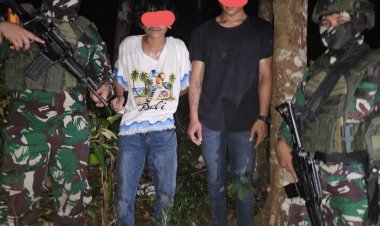 Satgas Pamtas RI-Mly Yonarmed 16/TK Amankan 2 Orang PMI Non Prosedural Yang Diduga Membawa 2 Paket Narkoba Jenis Shabu Seberat 1 Gram di Jalur Tikus