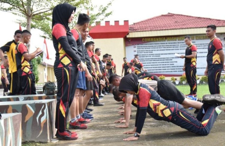 Ujian Kesemaptaan Jasmani dan Beladiri Polri Berkala Semester I 2024 Personel Satbrimob Polda Kalbar
