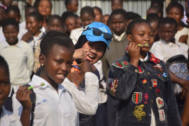 Female Peacekeepers Indo RDB Melakukan Patroli Malam dengan Kendaraan untuk Mencegah Kekerasan terhadap Wanita dan Anak di Afrika