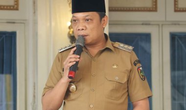Pj Walikota Pekanbaru Mengingatkan ASN dan THL untuk Patuhi Jam Kerja selama Ramadan