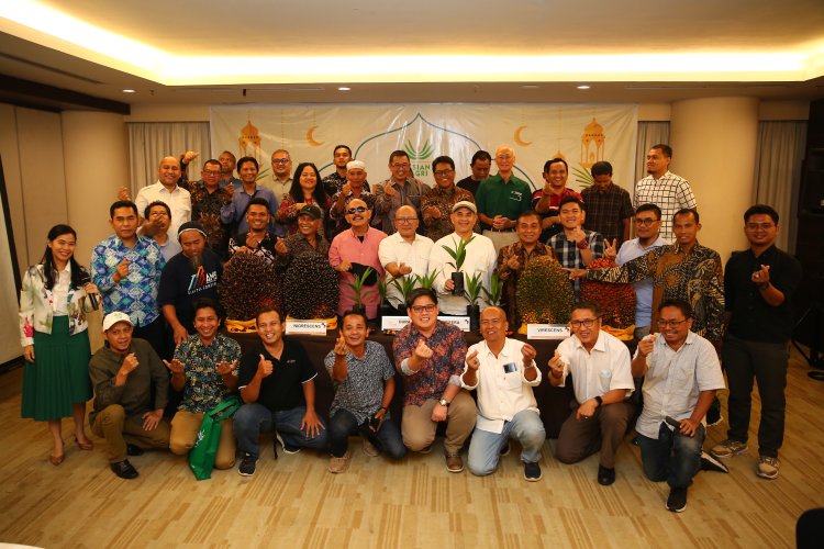 Topaz: Bibit Sawit Unggul dari Asian Agri, Pilihan Terbaik Petani Kelapa Sawit