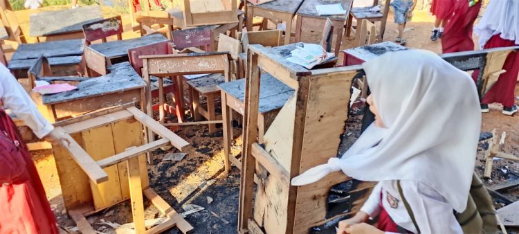 SDN 023 Sungai Ubo Kecamatan Peranap Terbakar, Wali Murid Diminta Sumbangan Rp50.000 per KK 