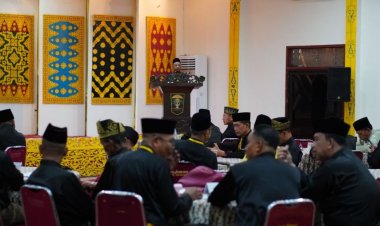 LAMR Usul Gelar Adat untuk Prabowo & Gaungkan DIR