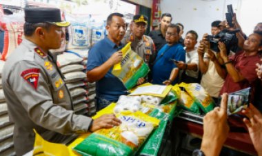 Polda Riau Bongkar Pengoplosan Beras SPHP di Pekanbaru