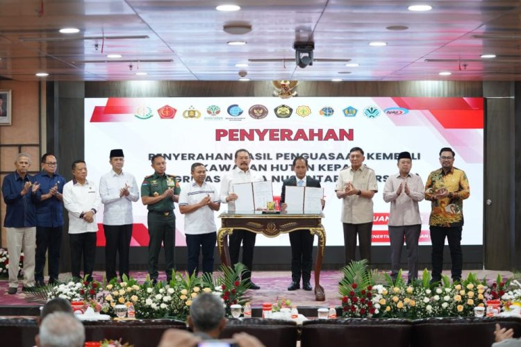 Negara Kuasai Kembali 1 Juta Ha Hutan dan TNTN, Gubri Hadir Saksikan