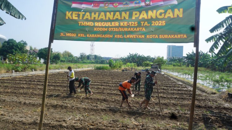 TNI dan Warga Surakarta Tanam Jagung Dukung Ketahanan Pangan