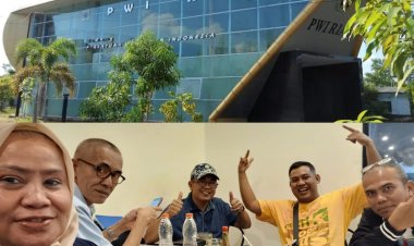 PWI Riau Tegas Tolak Rekrutmen Ilegal, Hanya Akui Kepemimpinan Raja Isyam