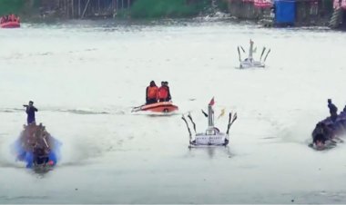 Tuah Keramat Bukit Embun Juara Pacu Jalur Kuansing 2025 di Baserah