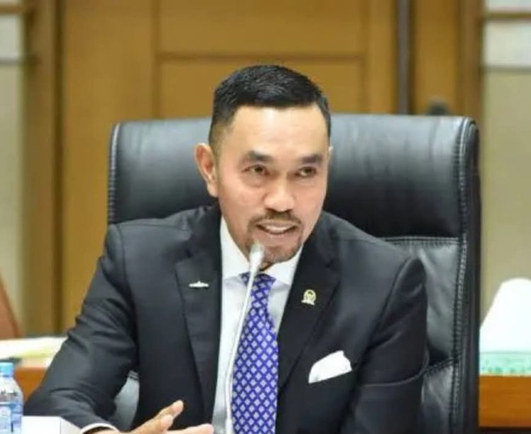 Ahmad Sahroni Dicopot dari Wakil Ketua Komisi III DPR