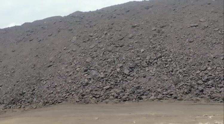 Warga Pauh Ranap Protes Stokpile Batubara PT Global di Permukiman