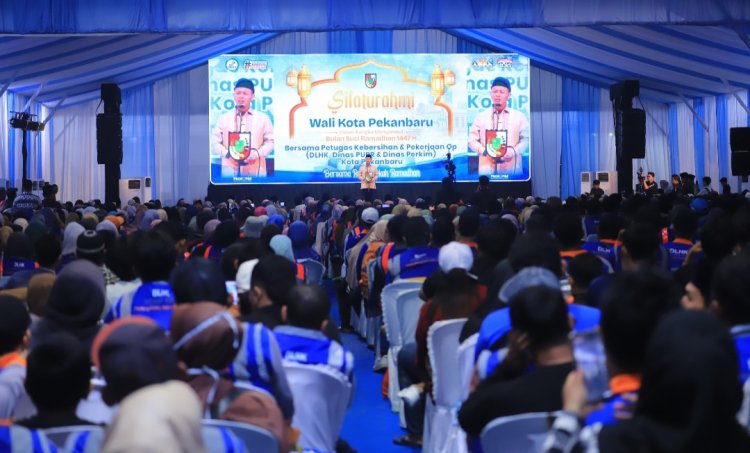 Wali Kota Agung Janjikan THR dan Kenaikan Gaji untuk Pasukan Biru jika Pekanbaru Bersih