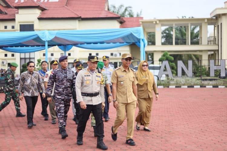 Kapolres Rohil dan Wakil Bupati Pimpin Apel Operasi Ketupat Lancang Kuning 2026