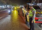 Polsek Pangkalan Kerinci Gelar Patroli Blue Light Kamseltibcar Lantas untuk Antisipasi Gangguan Kamtibmas