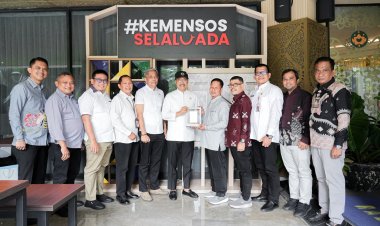 Audiensi dengan Mensos, Plt Bupati Kuansing Bahas Pacu Jalur dan Sekolah Rakyat